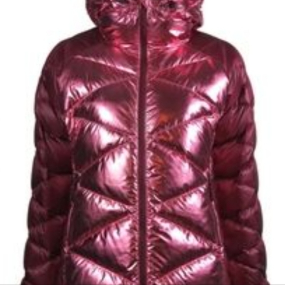 ISO Skhoop Klara shiny cherry coat - Picture 1 of 1
